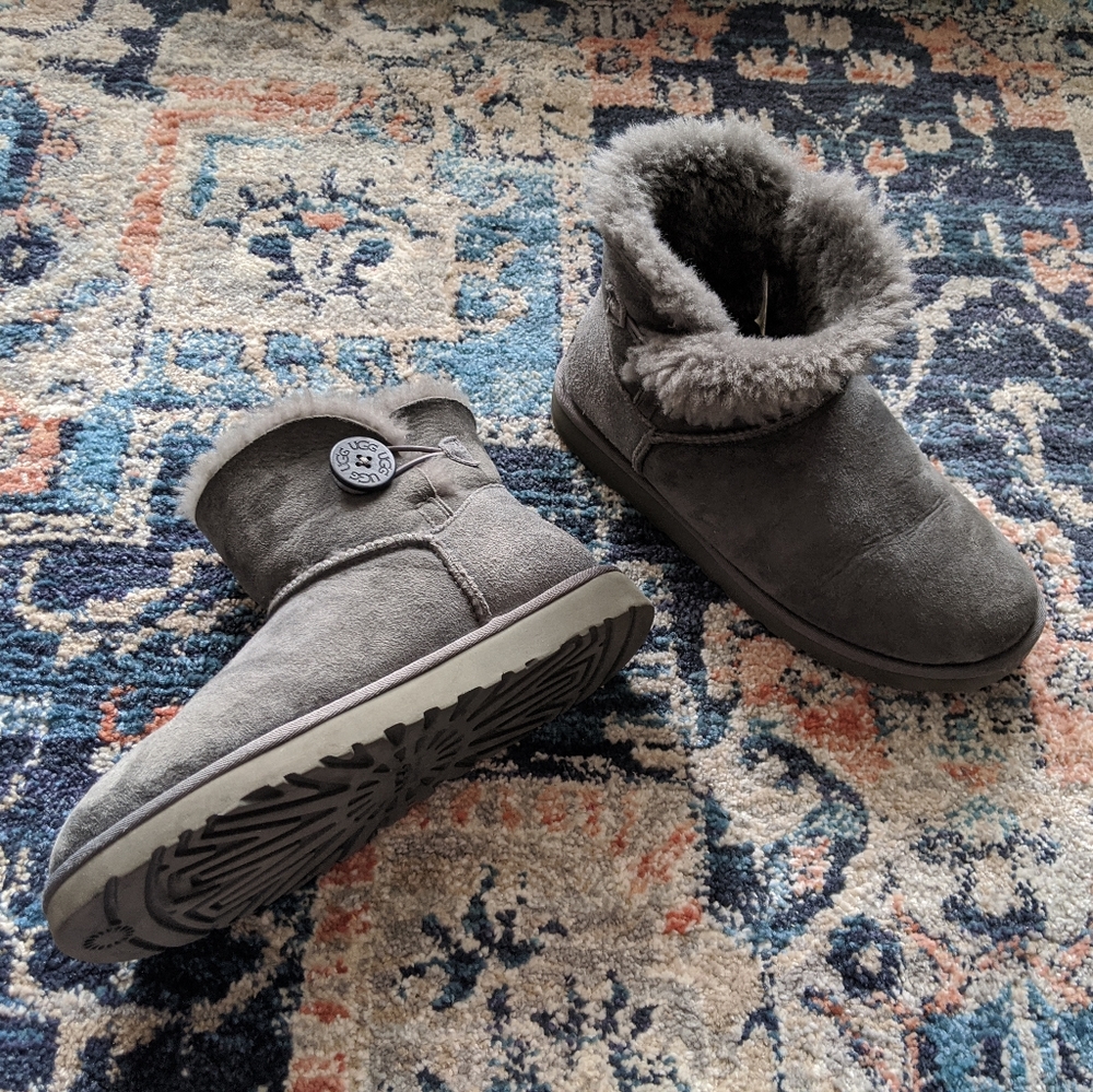 Grey ankle UGGs